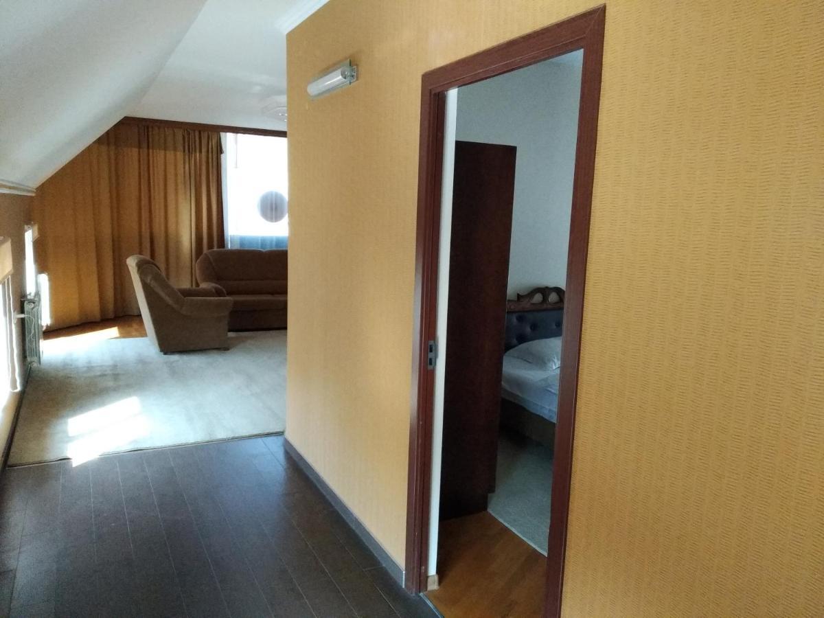 Downtown B&B 瓦纳佐尔 外观 照片