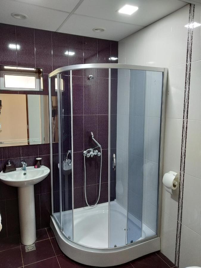 Downtown B&B 瓦纳佐尔 外观 照片